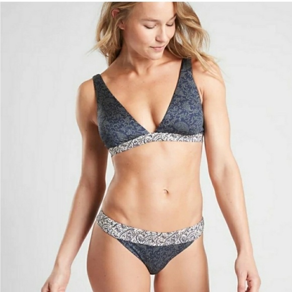 Athleta Aqualux batik Blue Bikini Top Small - Picture 4 of 12